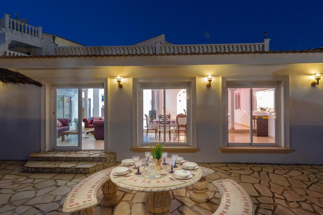 Fidalsa Grand Mediterranean Beachfront Villa Playa Flamenca Eksteriør billede