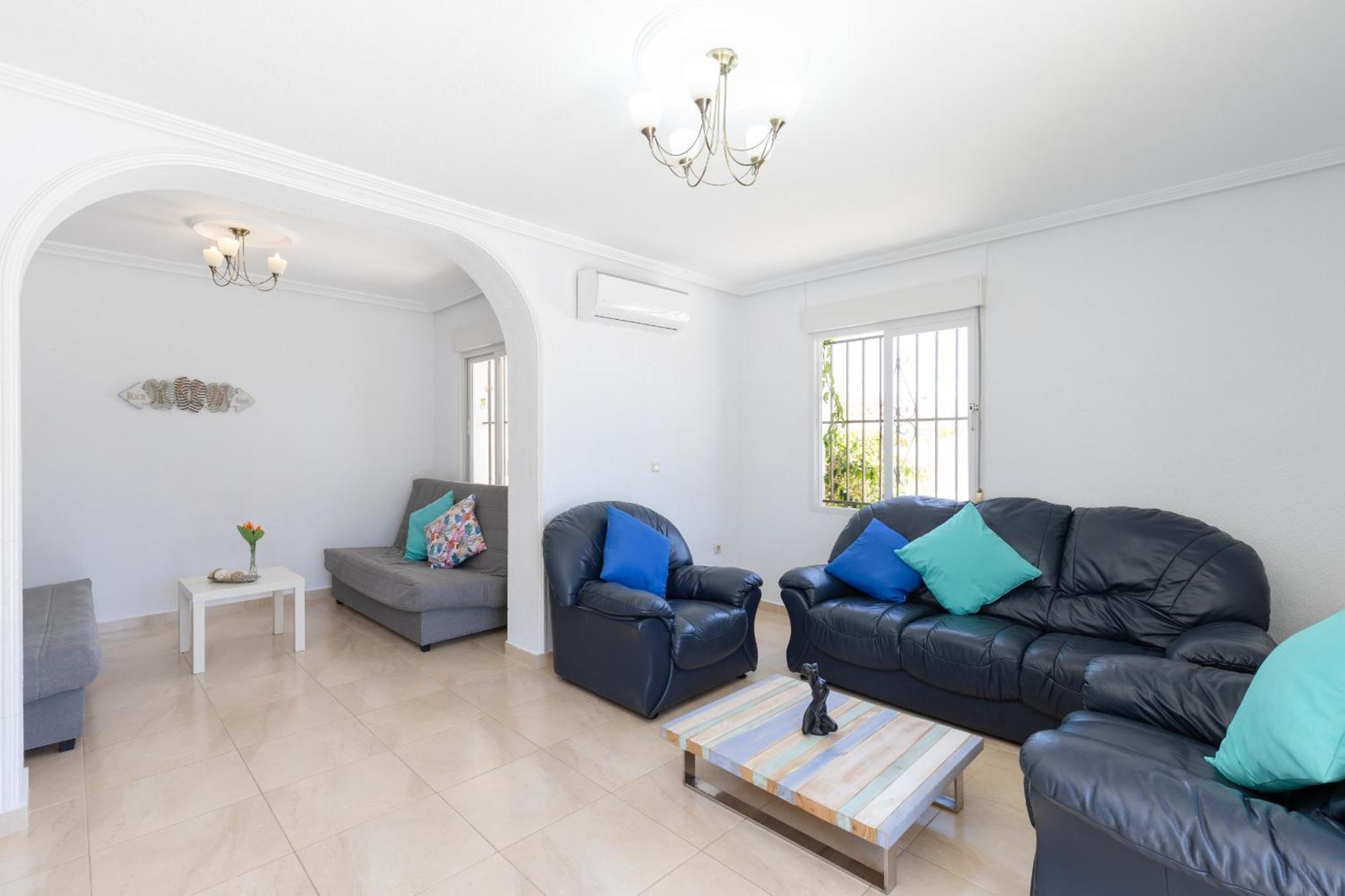 Fidalsa Grand Mediterranean Beachfront Villa Playa Flamenca Eksteriør billede