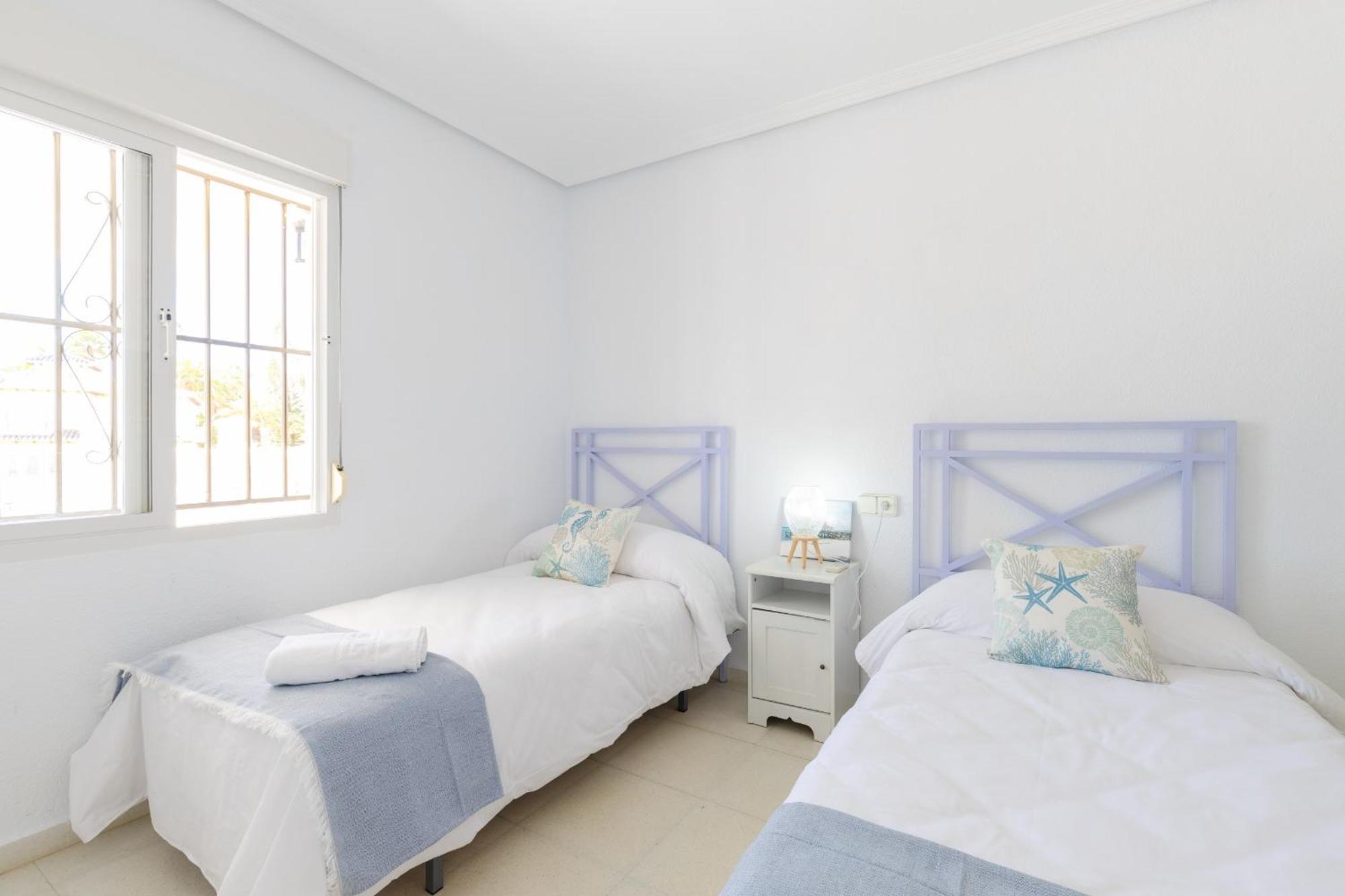 Fidalsa Grand Mediterranean Beachfront Villa Playa Flamenca Eksteriør billede