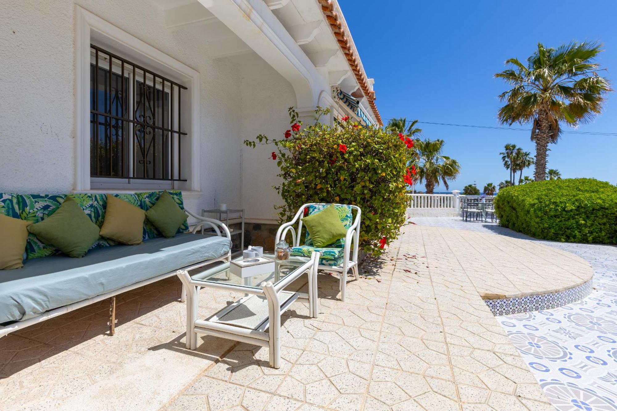 Fidalsa Grand Mediterranean Beachfront Villa Playa Flamenca Eksteriør billede